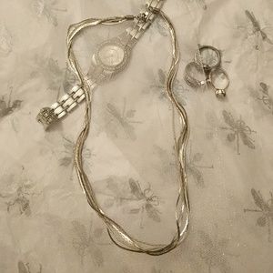 Beautiful delicate chain necklace