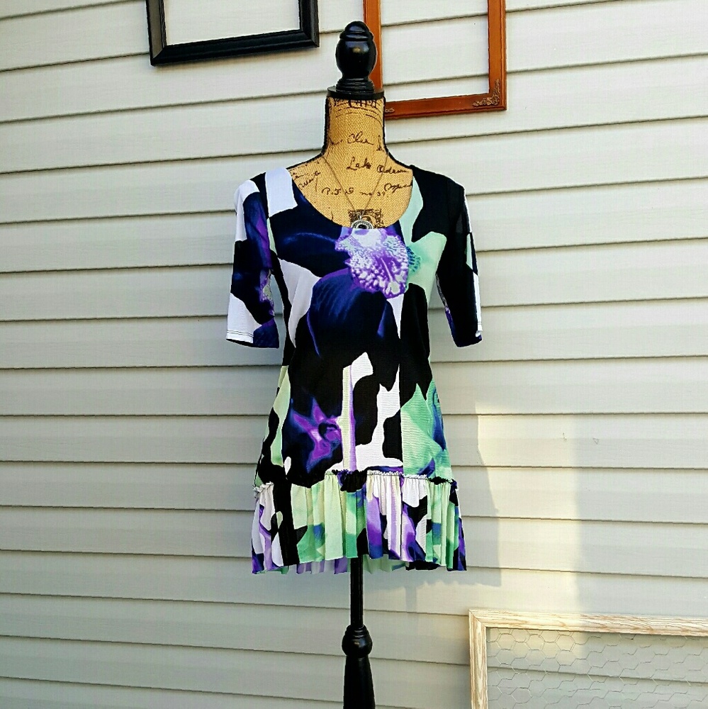 Spring Summer Ruffled Tunic - Picture 5 of 5