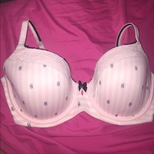 victoria secret 32DDD demi bra