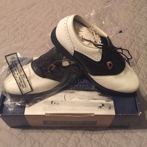 Foot joy golf shoes