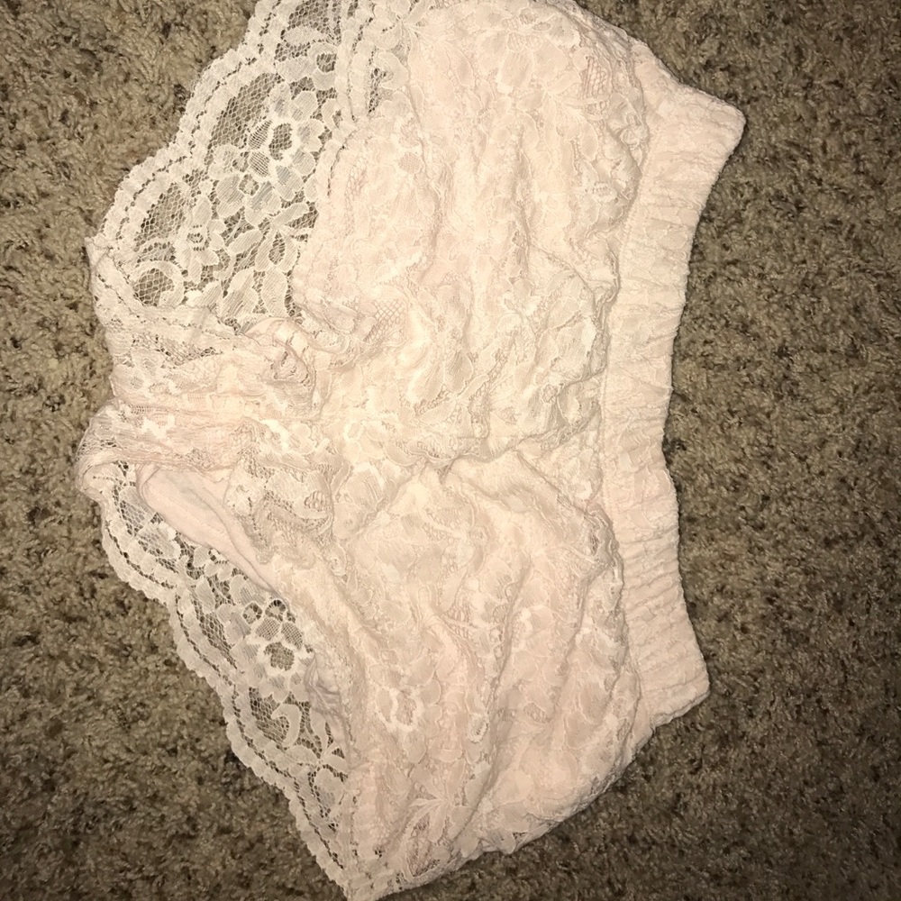 Lacey flowy shorts