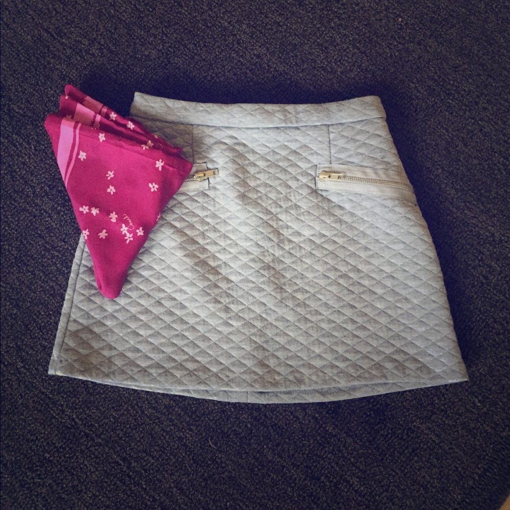Neccessary Objects Grey quilted mini skirt