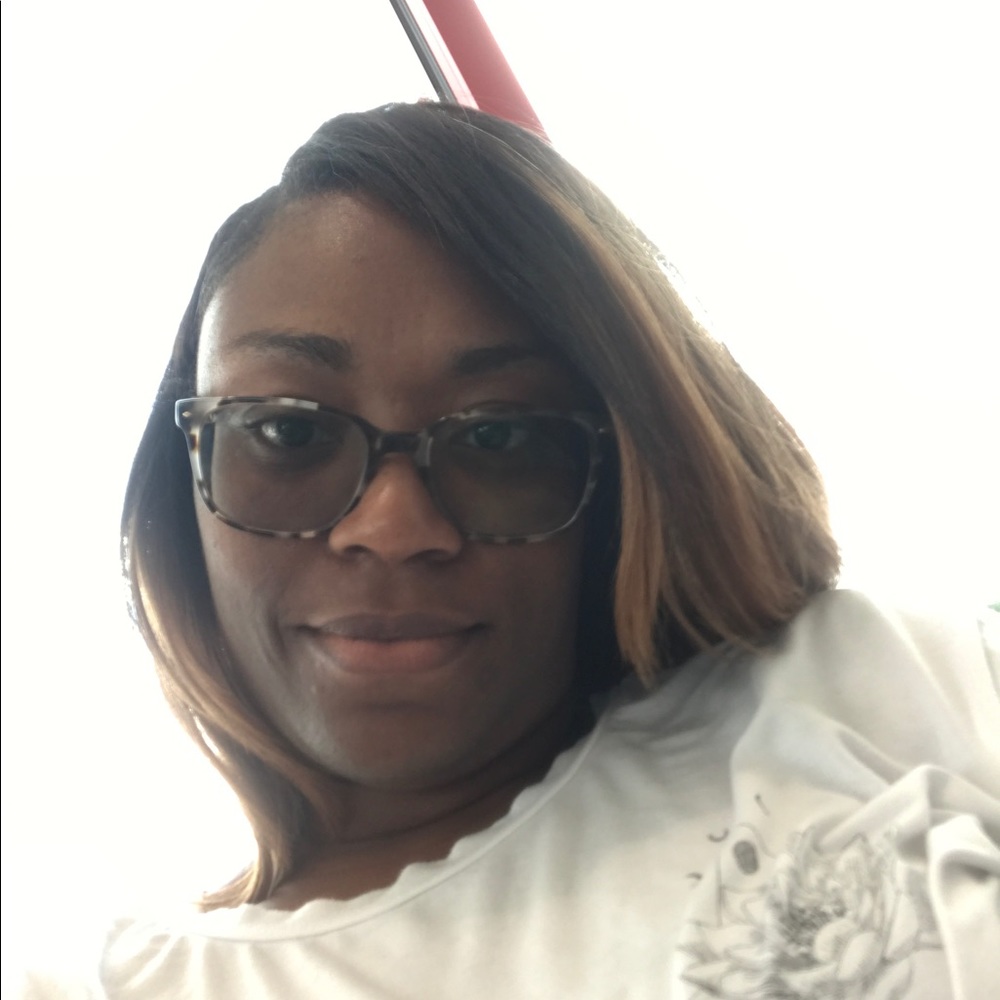 Meet your Posher, Kimberly