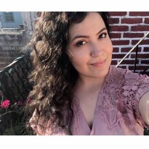 Meet your Posher, Raquel