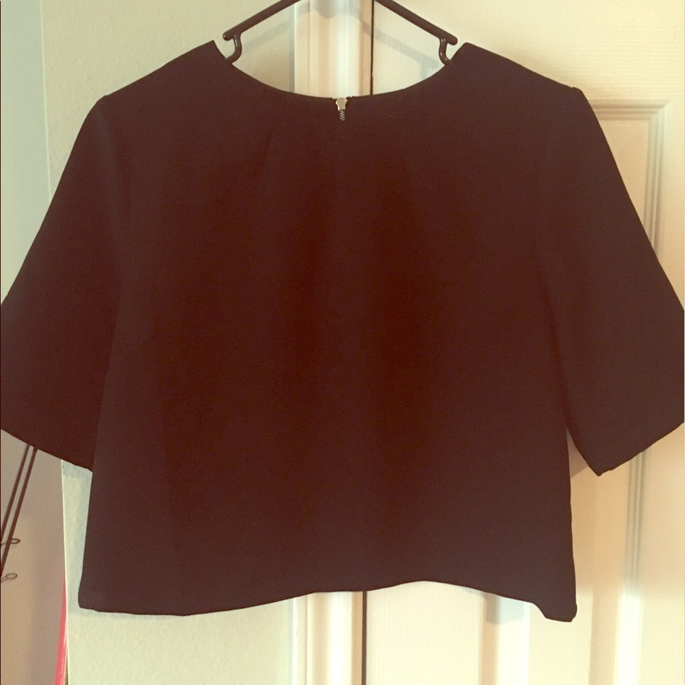 Black dressy crop top