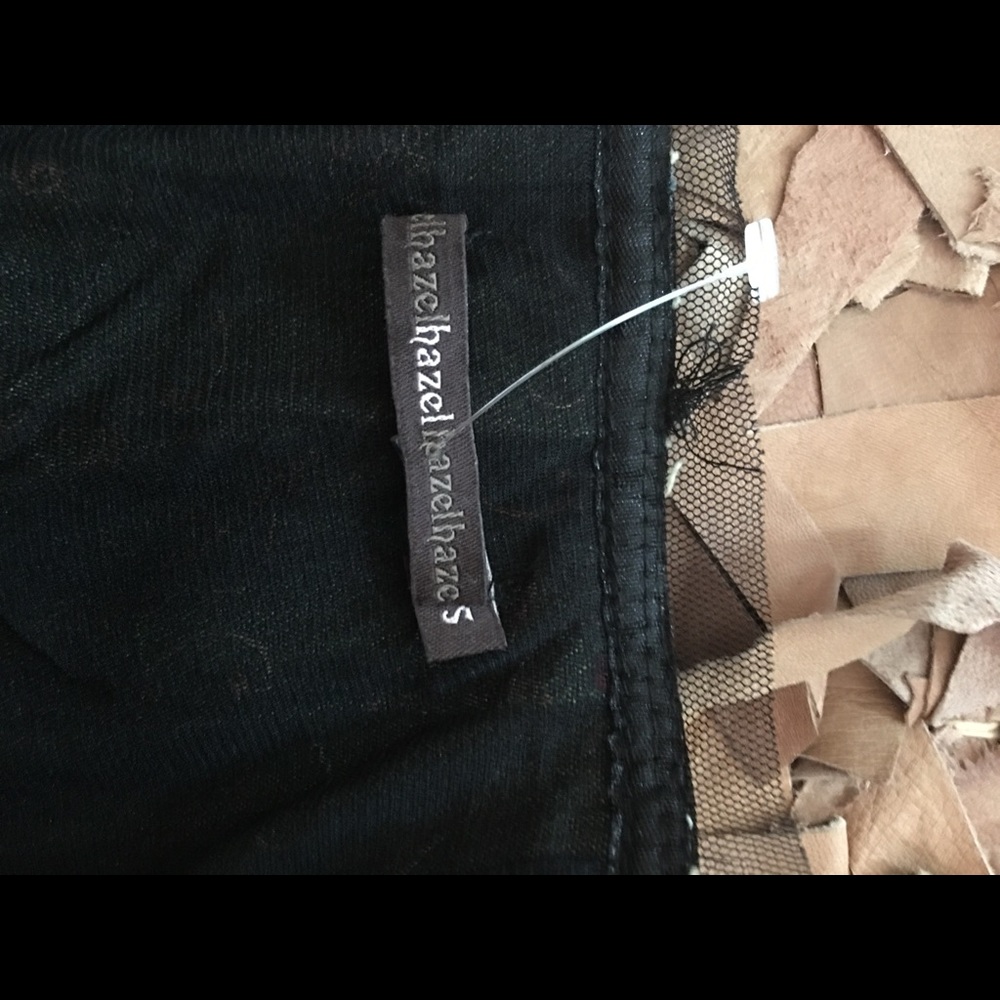 Hazel grey embroidery & black lace skirt - Picture 3 of 4