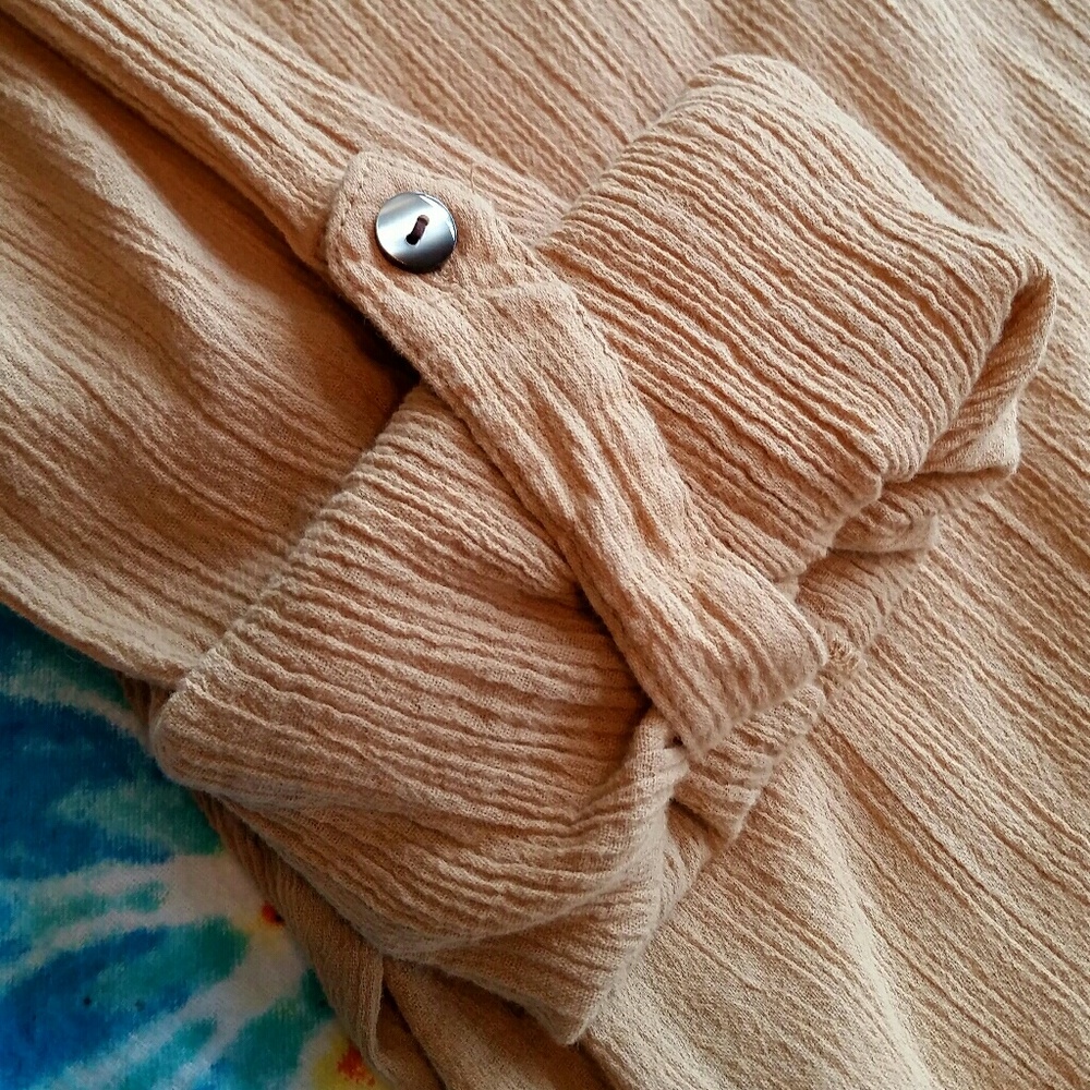 Tan Beaded Boho Top! ✌ - Picture 5 of 6