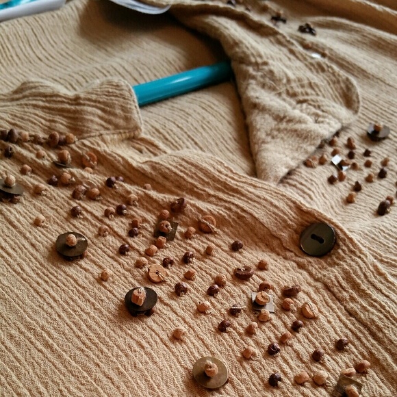 Tan Beaded Boho Top! ✌ - Picture 2 of 6