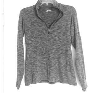 Columbia light pull over