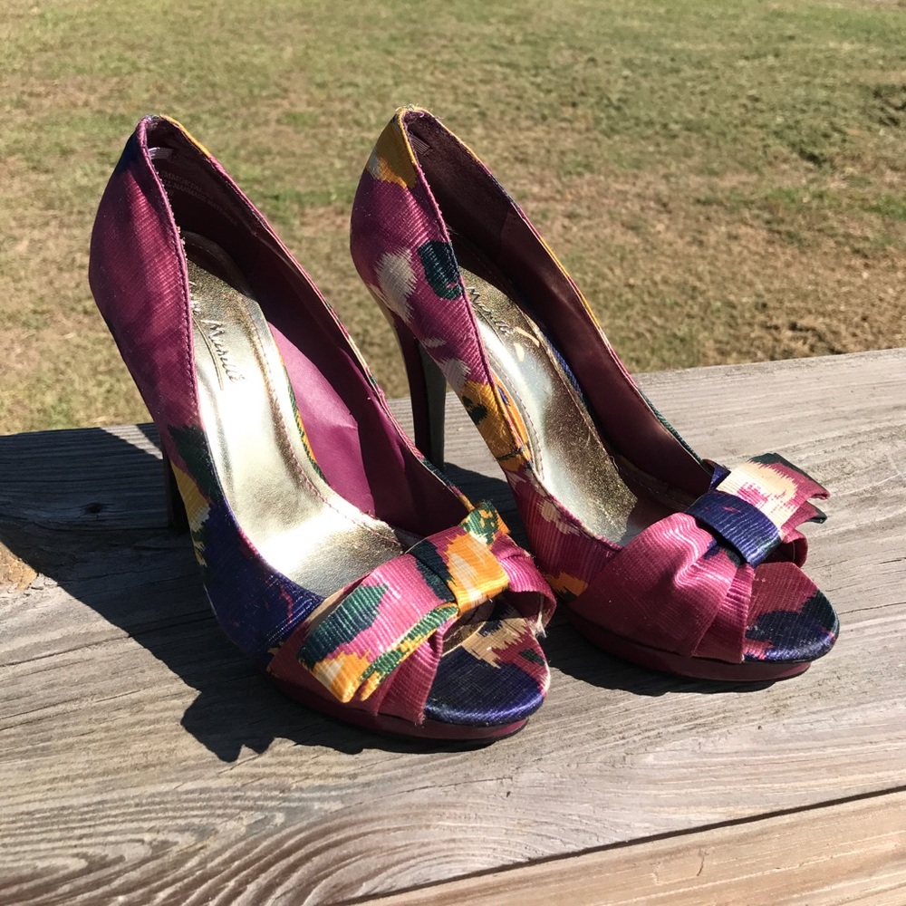 ALL SALES ARE FINAL!!! Multi-color open toe heels