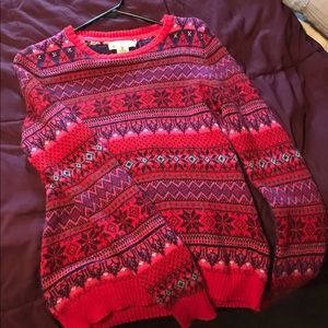 Cute winter sweater!! Perfect with leggings!!!