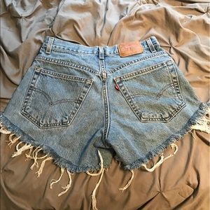 High waisted cut off denim Levi shorts