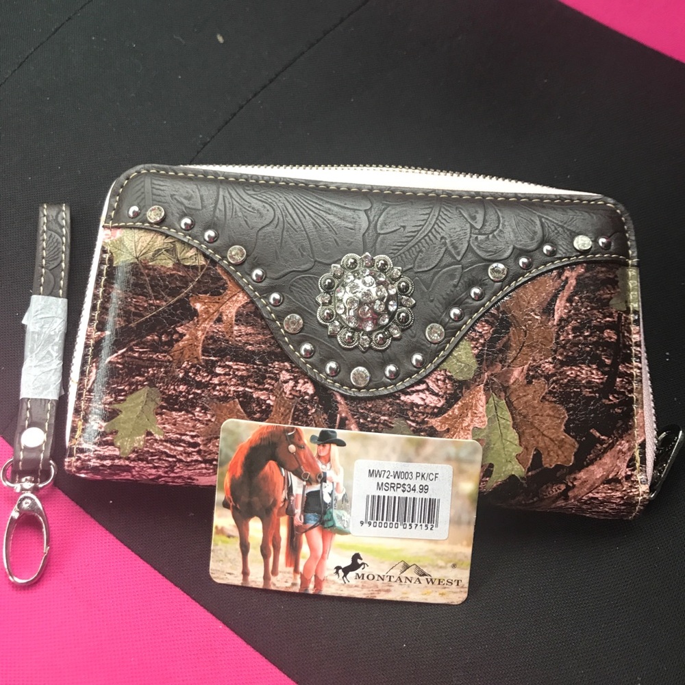Montana West wallet ( new)
