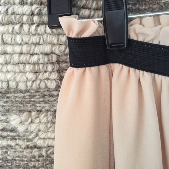 Long tulle skirt in blush by jun & ivy - Picture 4 of 4