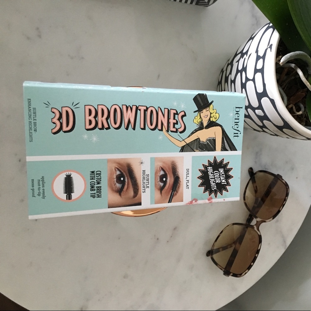 Benefit brow tones
