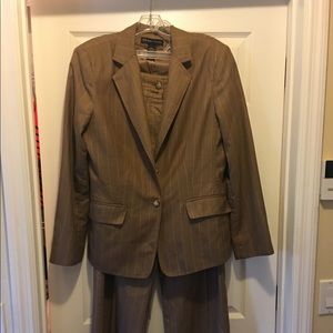 New York and Company suit