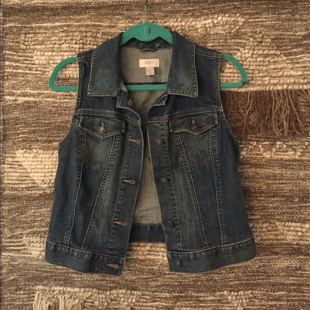 Jean vest in small by the Loft