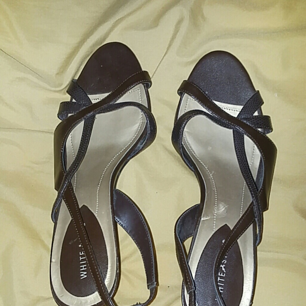 Open-toe sandals with a heel