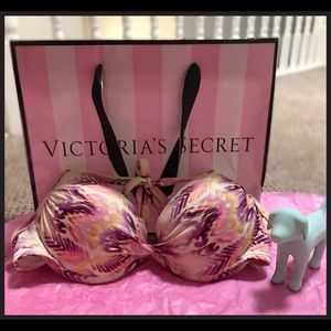 Victoria Secret Swimsuit Top 32 B