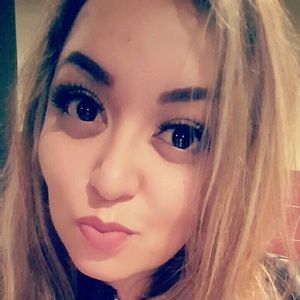 Meet your Posher, Iris