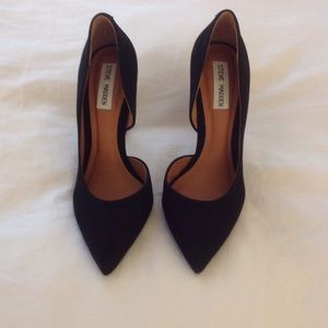 BNWOT Black Steve Madden Pumps