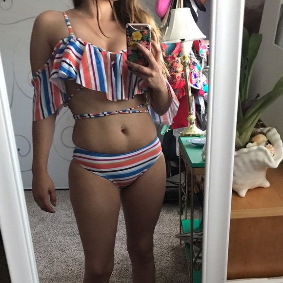 Serape off the shoulder bikini - Picture 5 of 6