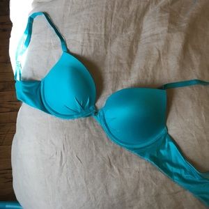 Fabulous push up plunge by Victoria's Secret 34 B