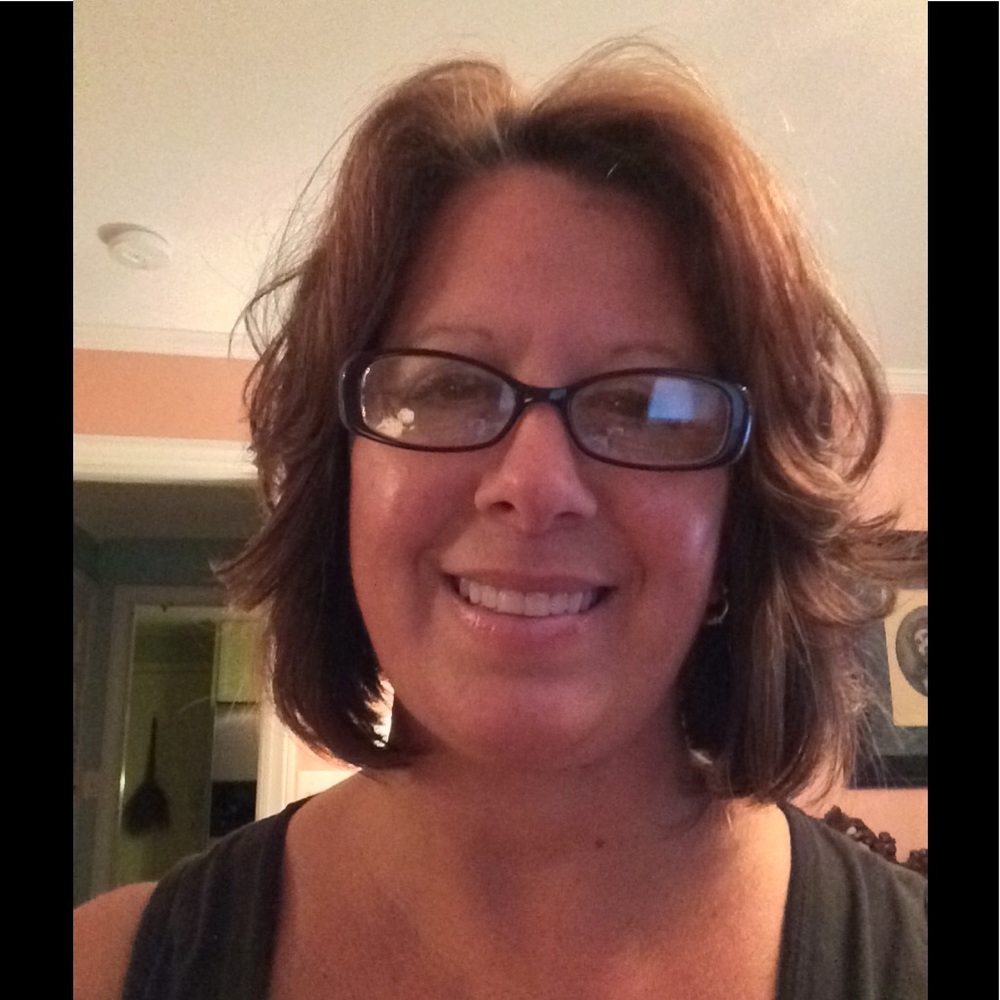 Meet your Posher, Cynthia