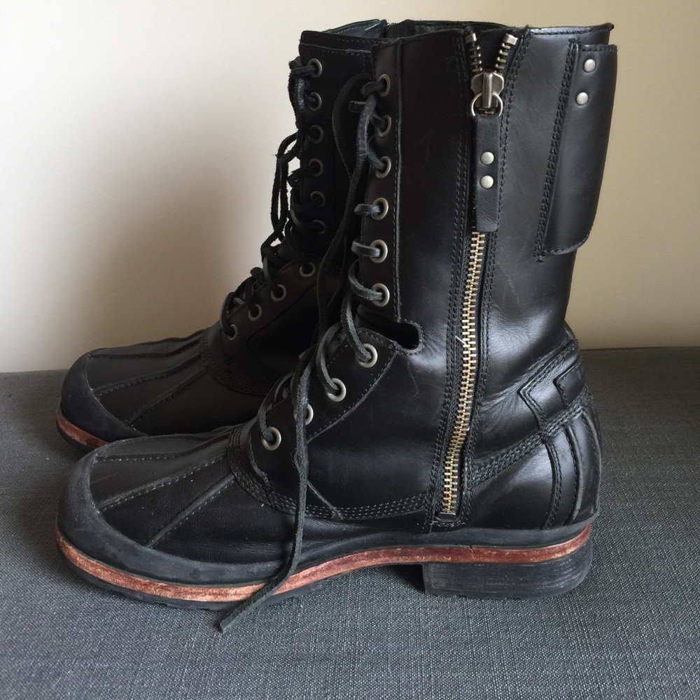 Men's UGG all leather boot with Weather proofing