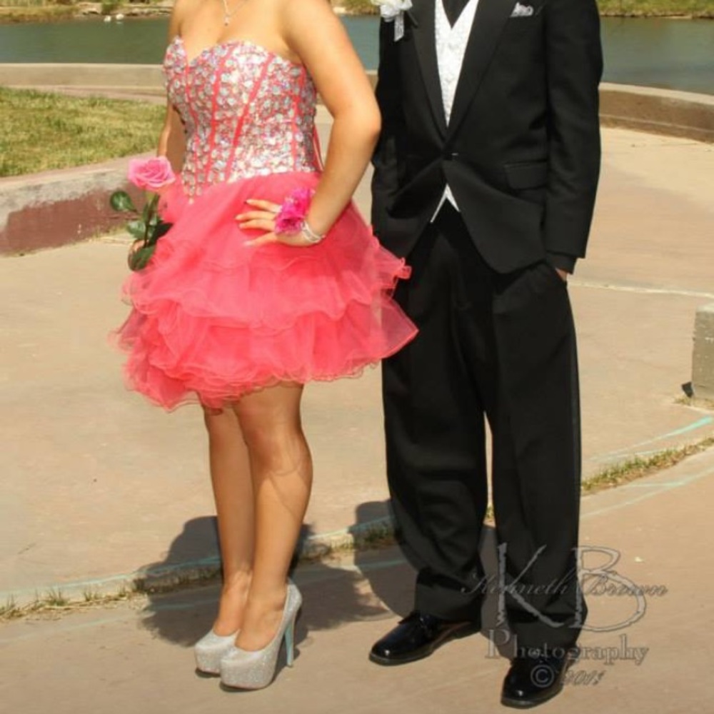 Prom Dress - Picture 4 of 5