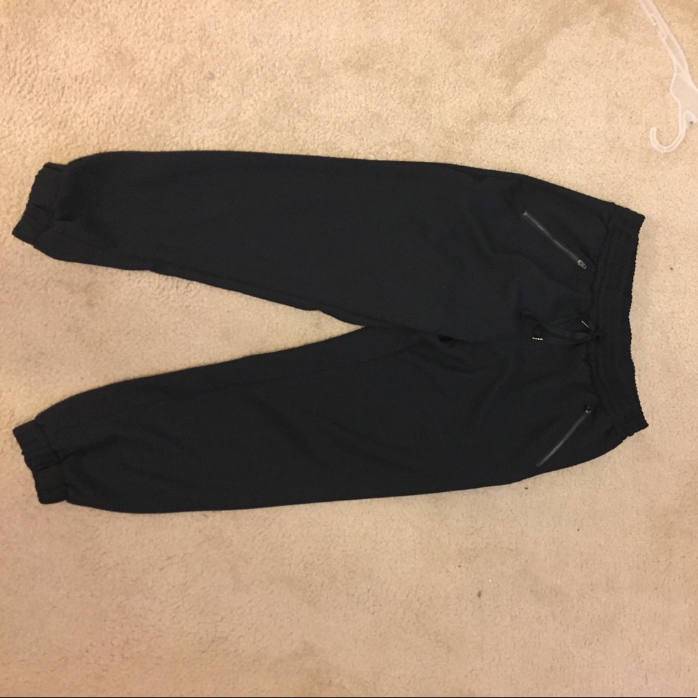 Joggers with zipper detail