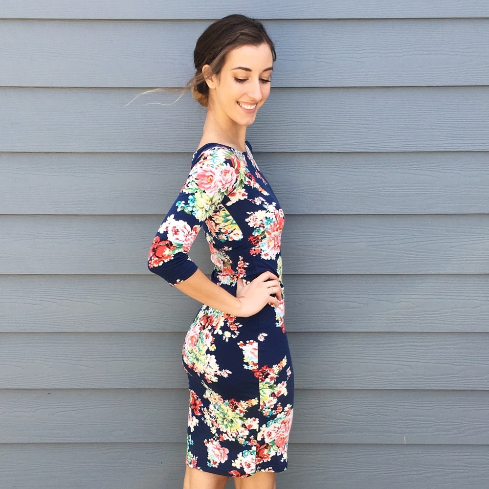 bright floral midi dress - Picture 1 of 4