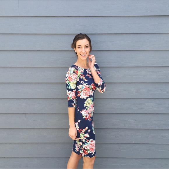 bright floral midi dress - Picture 3 of 4