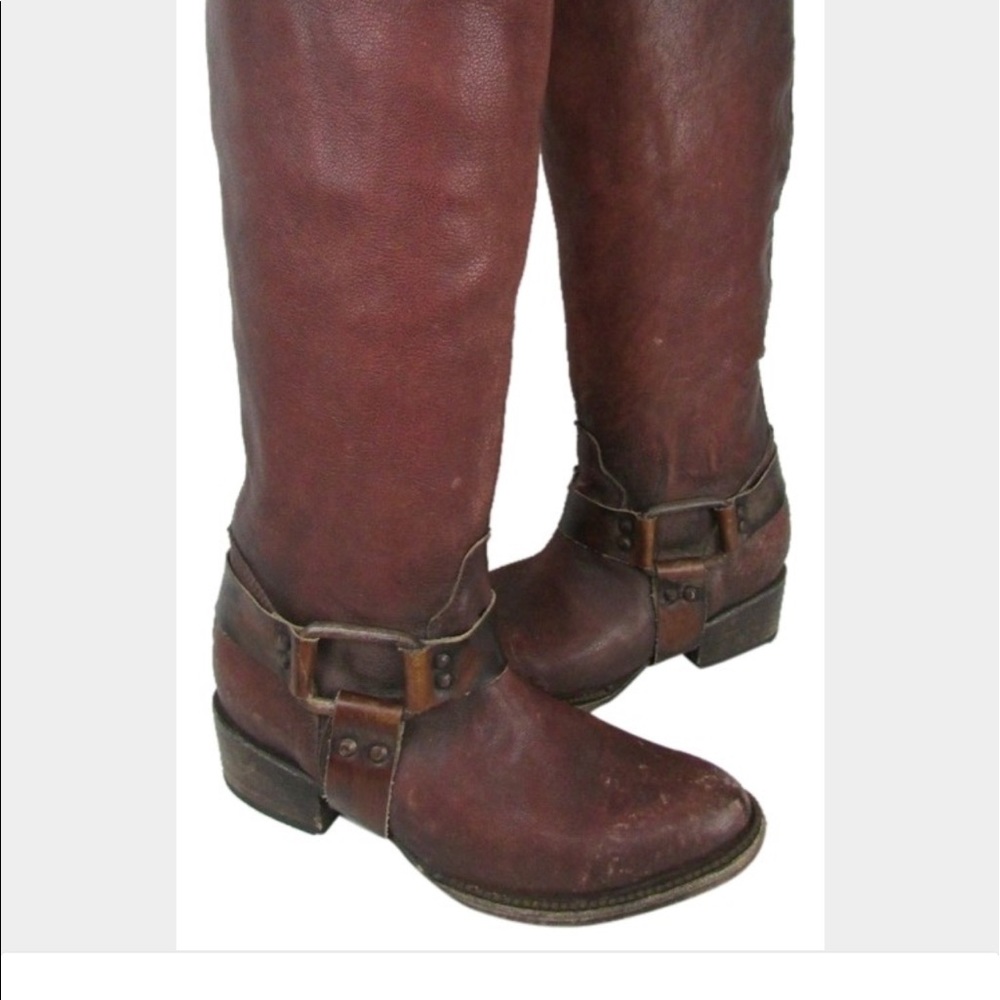 Free bird Phily knee boot