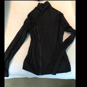 Lulemon wrap jacket! Size 4.