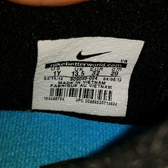 Nike Cleats - Picture 5 of 5