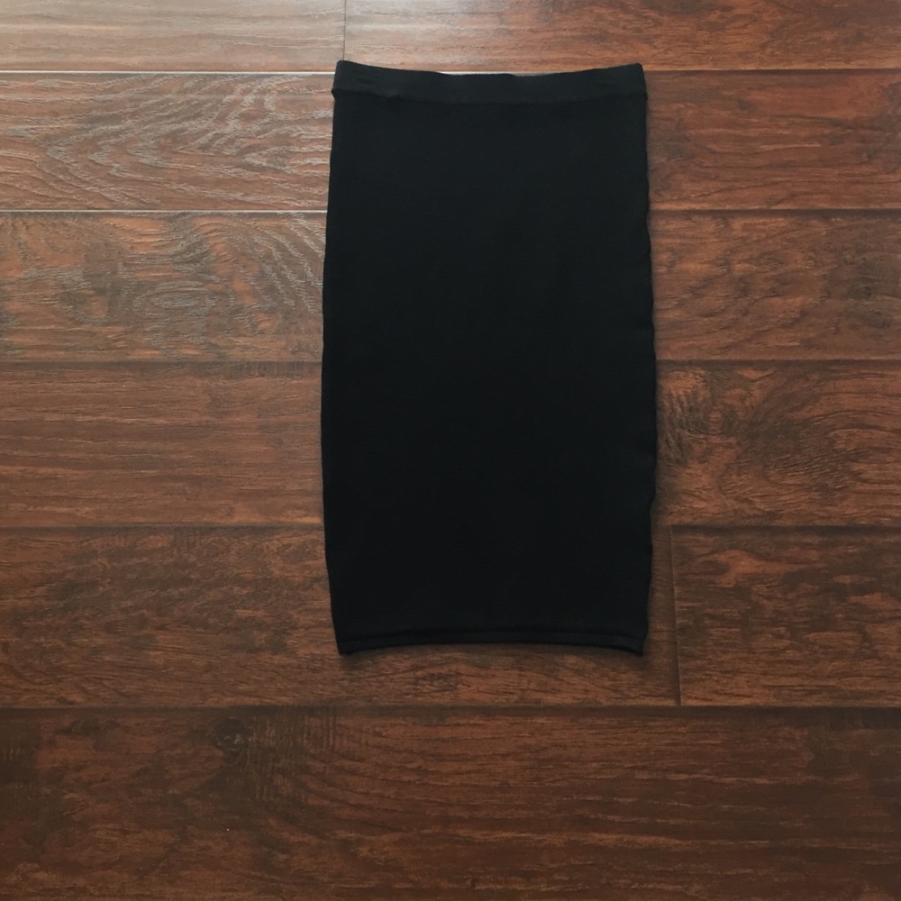 Boutique high waisted pencil skirt