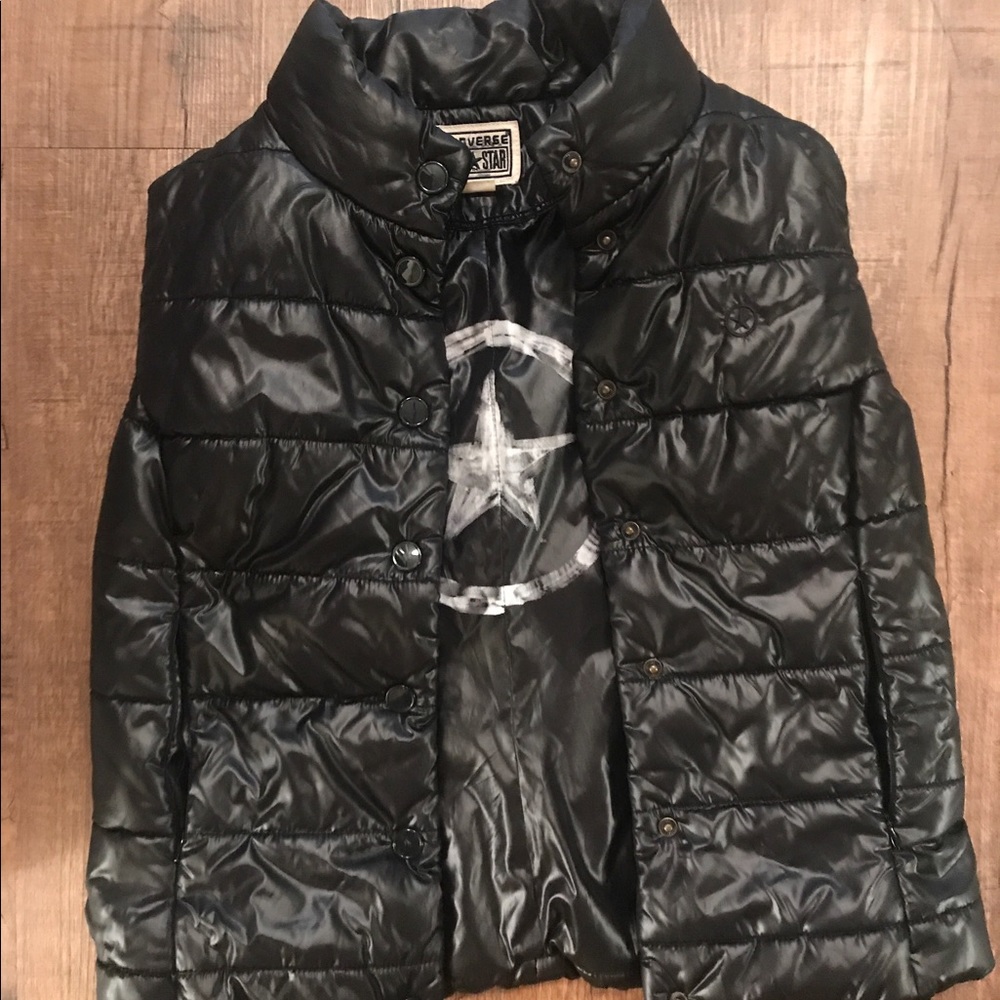 Black Converse bubble vest size M