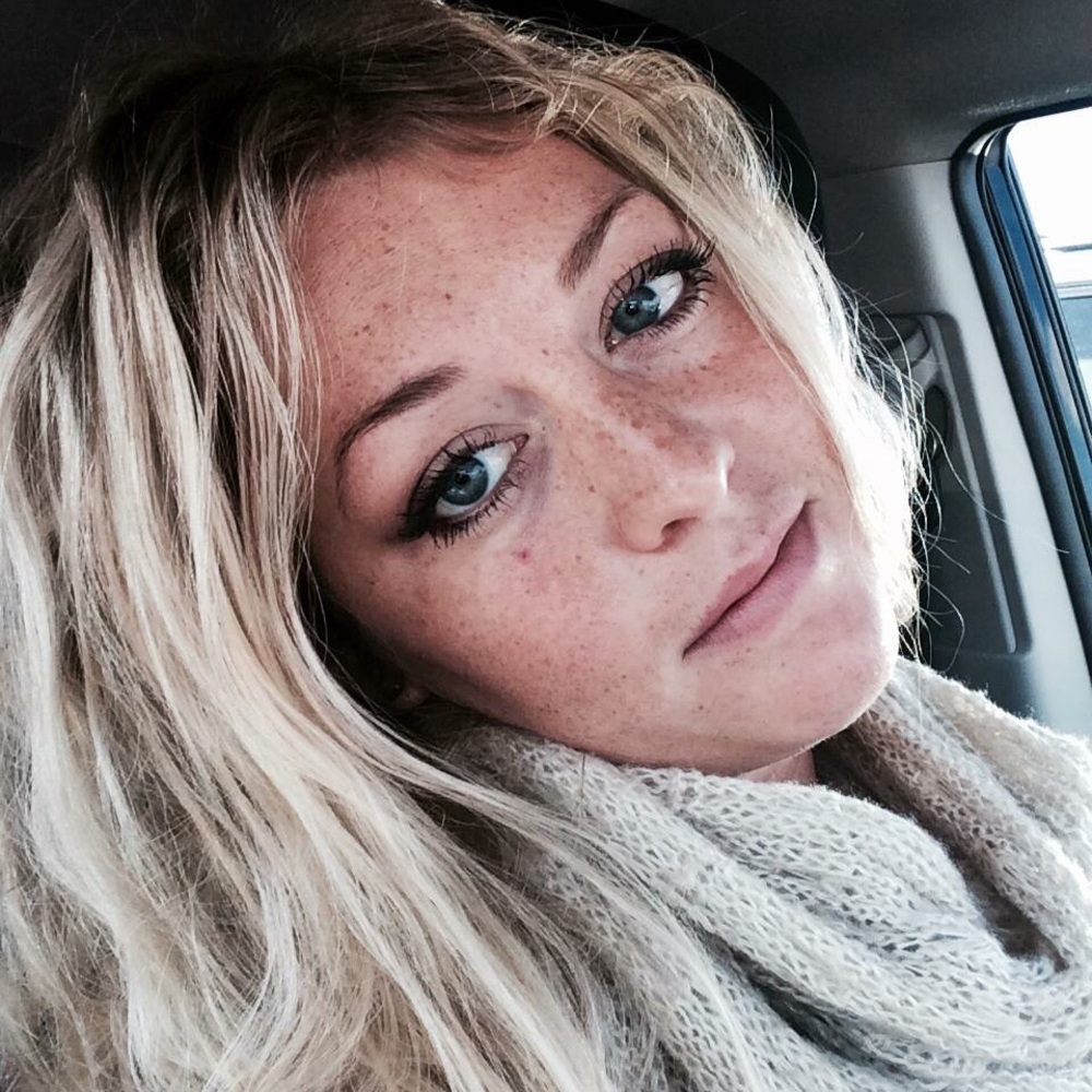 Meet your Posher, Lauren