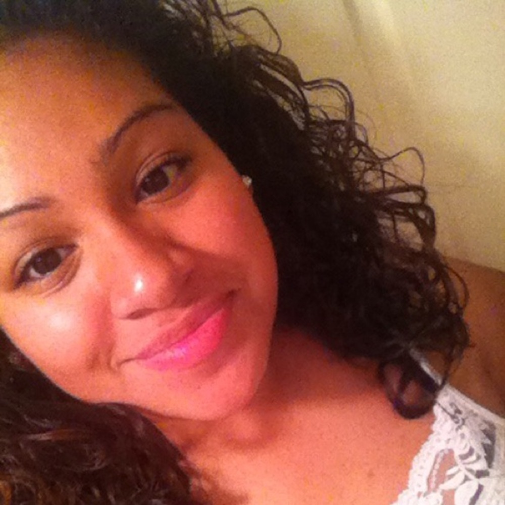 Meet your Posher, Mirna