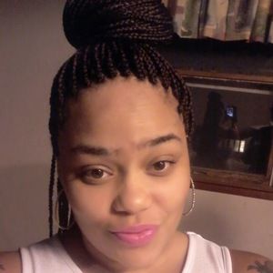 Meet your Posher, Carmen