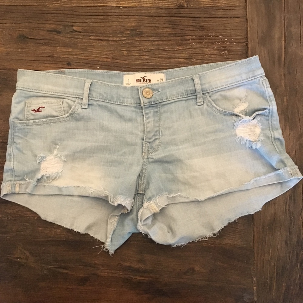 Hollister denim shorts. Size 29