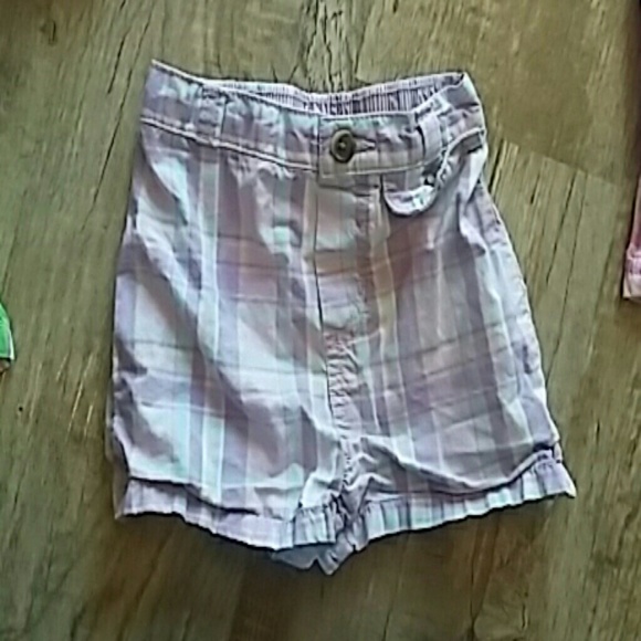 Bundle of 12 month shorts - Picture 3 of 6