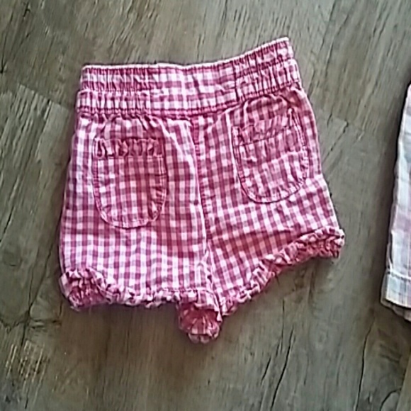 Bundle of 12 month shorts - Picture 5 of 6