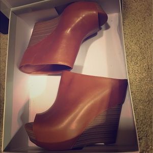 Jessica Simpson Laurin Peep Toe Mule