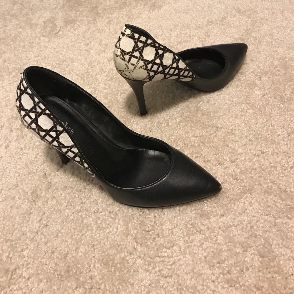 Charles by Charles David black pumps