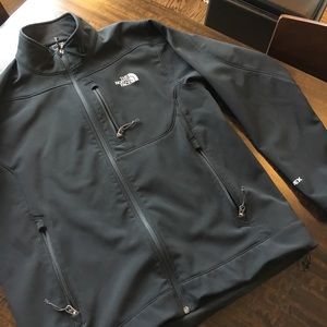 North Face Fleece-Lined Windbreaker M