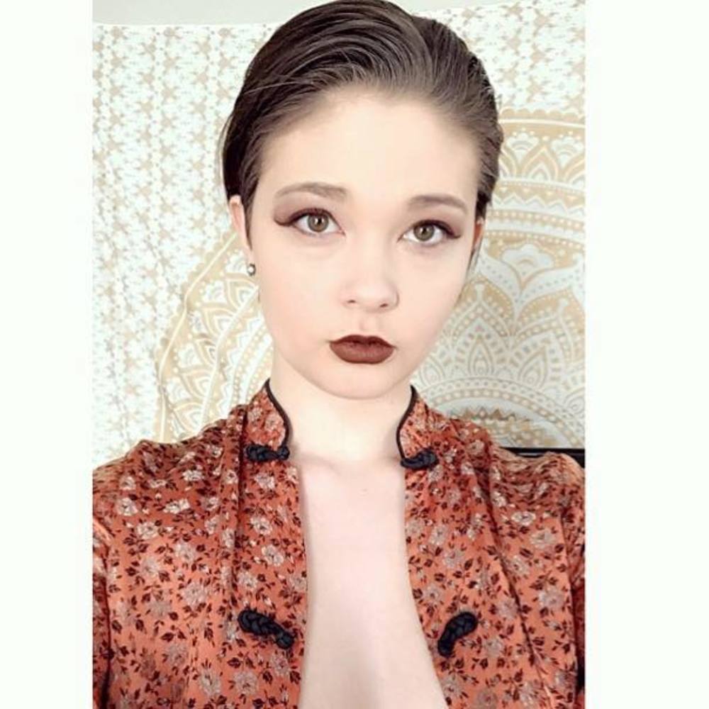 Meet your Posher, Grace