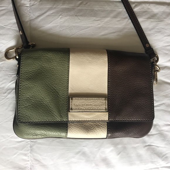 Marc by Marc Jacobs cross body - Picture 1 of 5