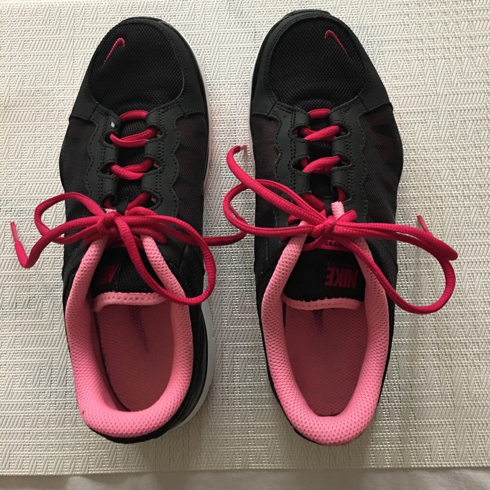 Nike sneakers like new